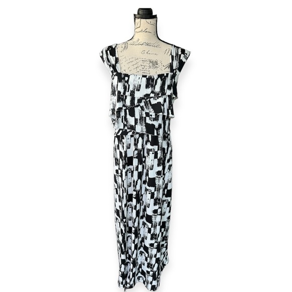 Ashley Stewart Dresses & Skirts - Ashley Stewart Maxi Dress Womens Size 18W Black and White Geometric Pattern